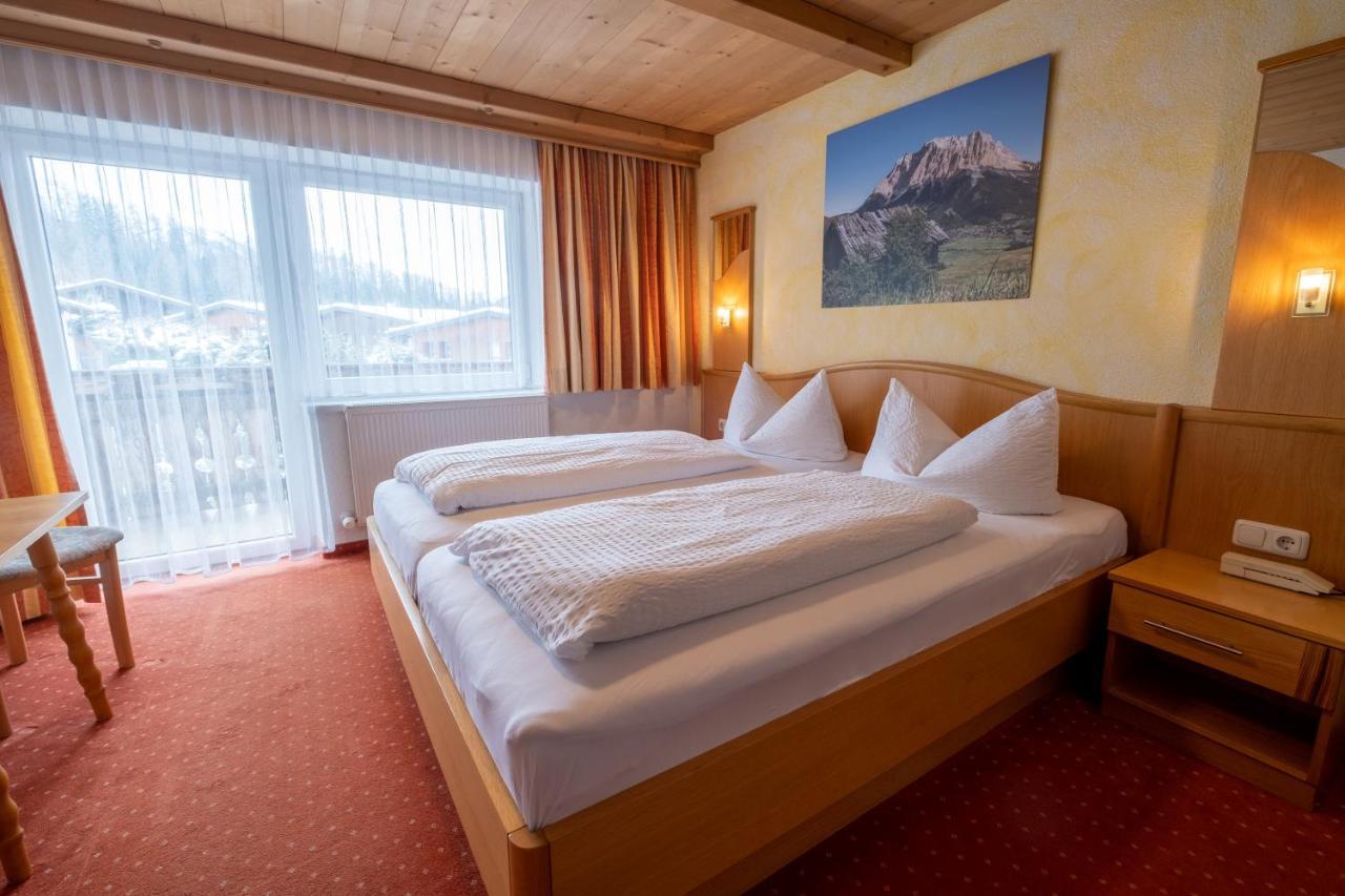Herberg Gaestehaus Haag 3*
